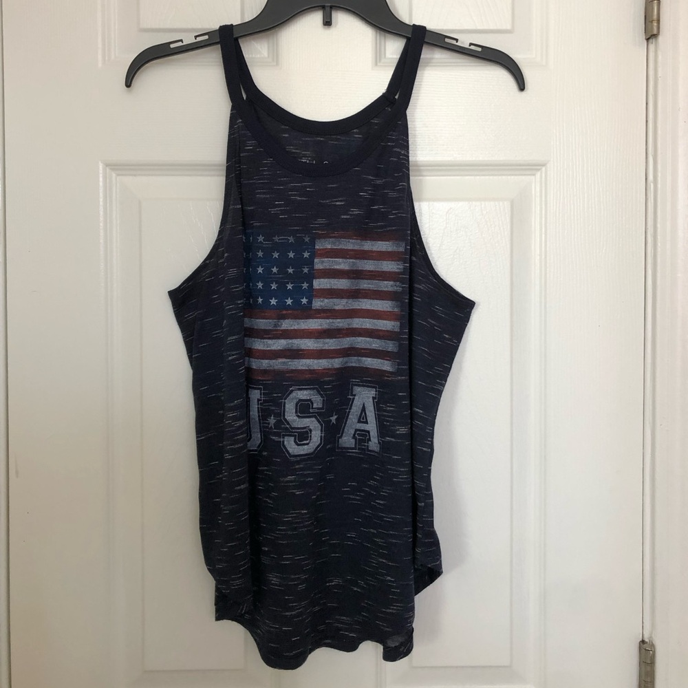 4th of July Tank, worn once, still looks new . Says XL but more like L